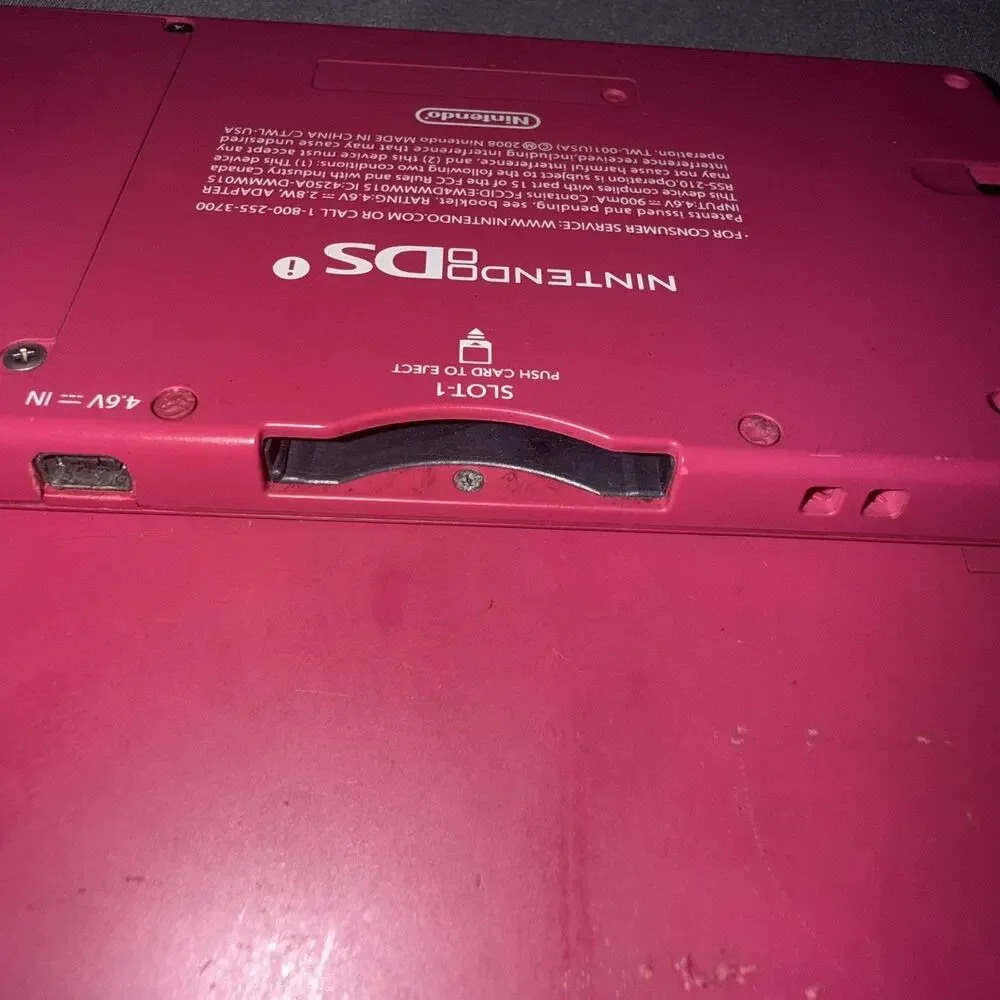 Nintendo DS Console Hot Pink Handheld System No Charger/stylus